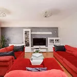 بيت للعطل In - Riviera 8258 زادار